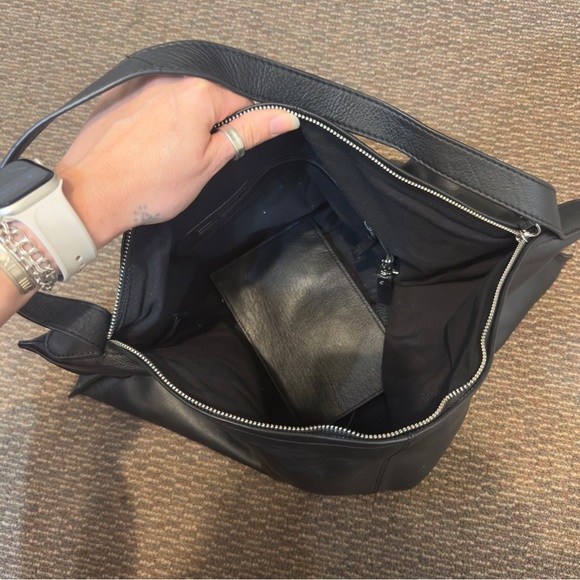 XL black 100% leather shoulder bag - Picture 3 of 4